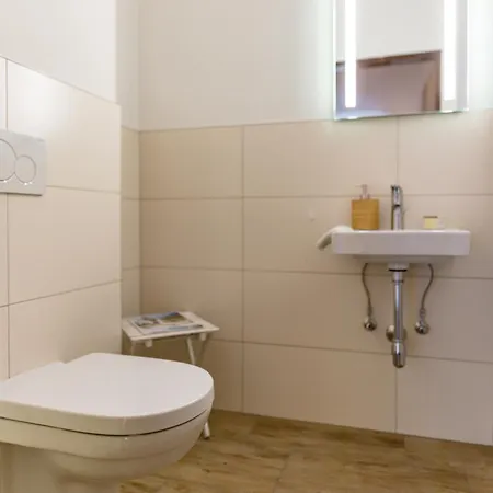 Haus Koenig شقة