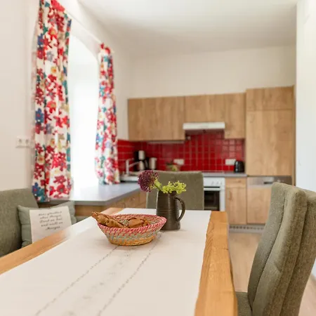 Daire Haus Koenig Mauterndorf (Salzburg)